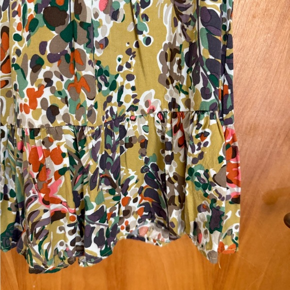 Jodifl Floral Multicolor Ruffle Sleeve Blouse - Picture 2 of 3